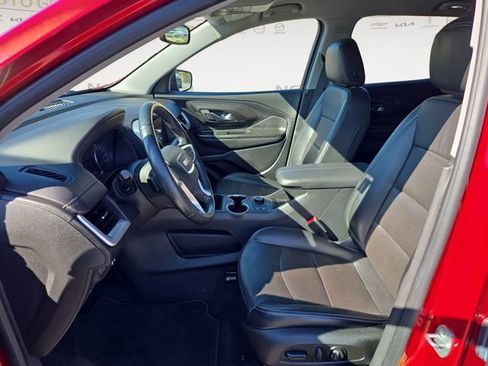 Used 2023 GMC Terrain SLT AWD/4WD image 9