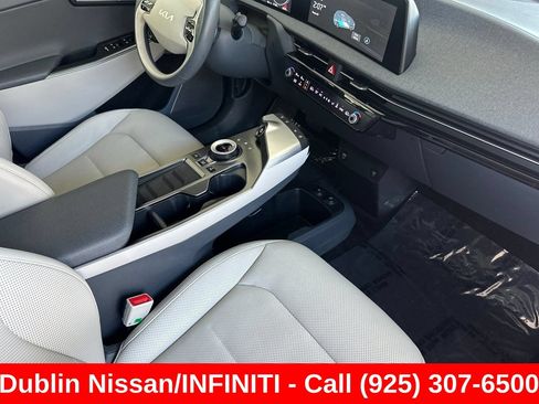 Used 2023 Kia EV6 Wind RWD image 20