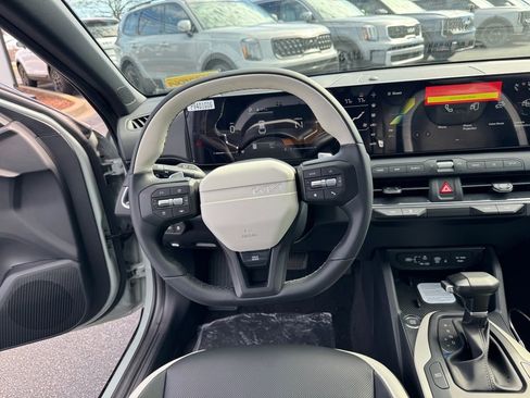New 2026 Kia K4 GT-Line image 8