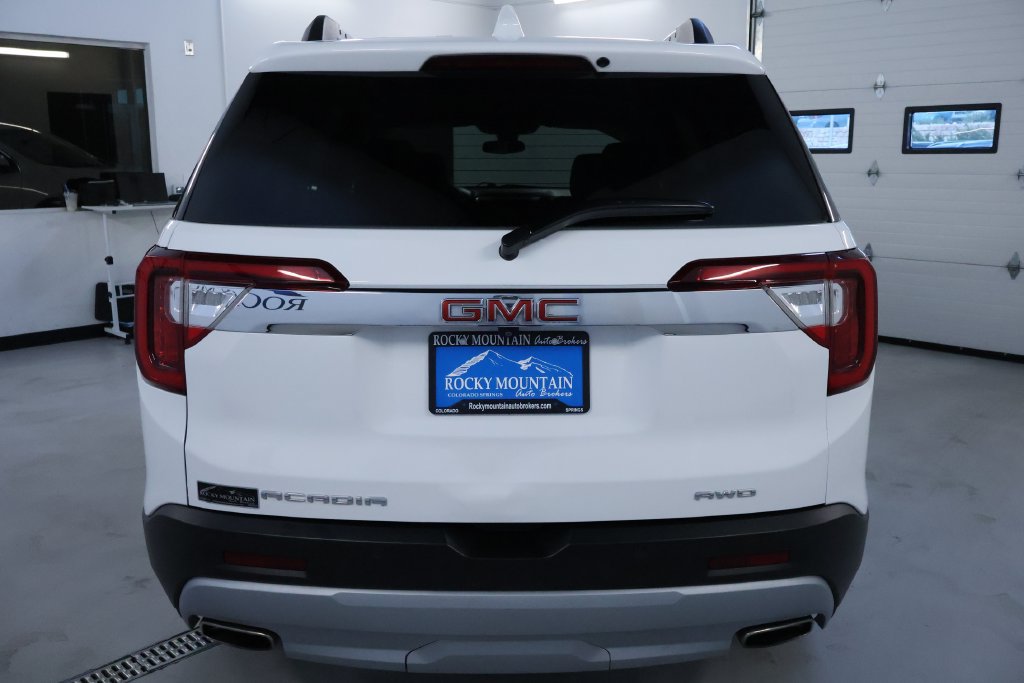 Used 2023 GMC Acadia SLE w/ Driver Convenience Package AWD/4WD image 7