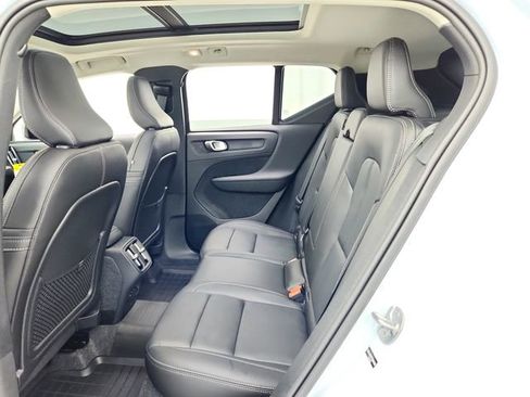 New 2026 Volvo XC40 B5 Plus w/ Protection Package Premier image 23