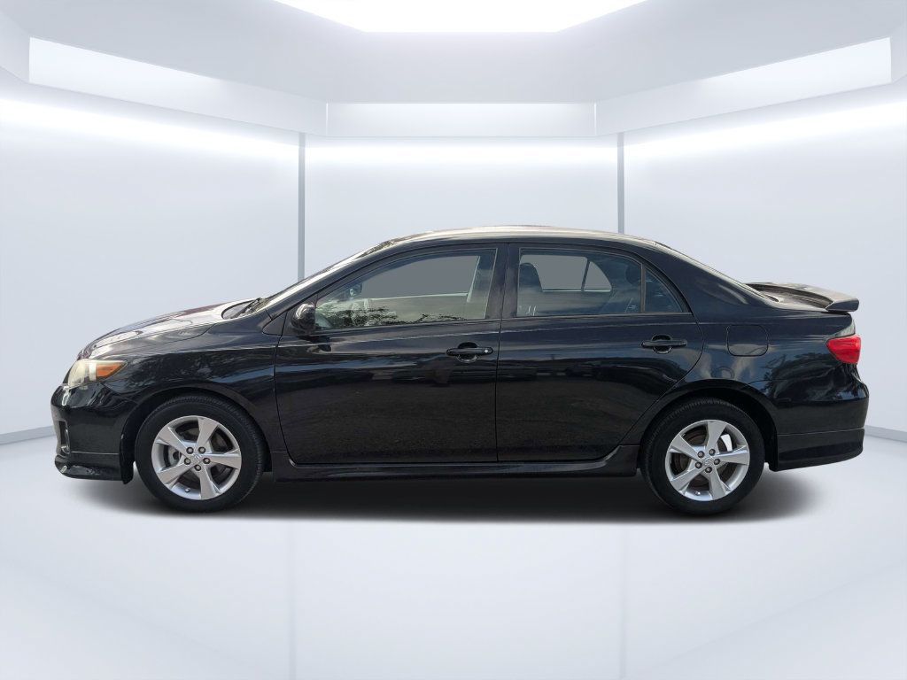 Used 2013 Toyota Corolla S FWD image 6