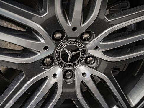 New 2026 Mercedes-Benz GLS 450 4MATIC image 11