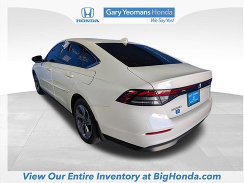 Used 2024 Honda Accord EX image 9