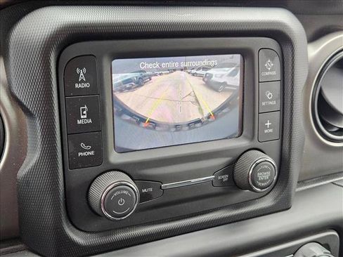 Used 2021 Jeep Wrangler Unlimited Sport AWD/4WD image 11