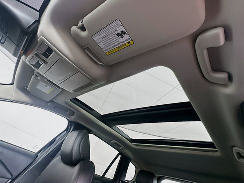 Used 2025 MAZDA CX-50 AWD 2.5 S w/ Premium Package image 26