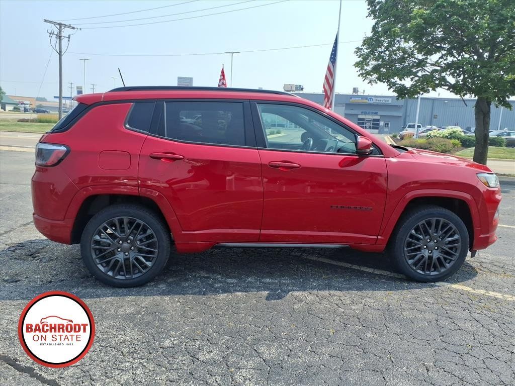 Used 2022 Jeep Compass Limited AWD/4WD image 8