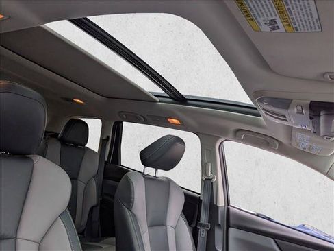 Used 2023 Subaru Ascent Onyx Edition AWD/4WD image 18