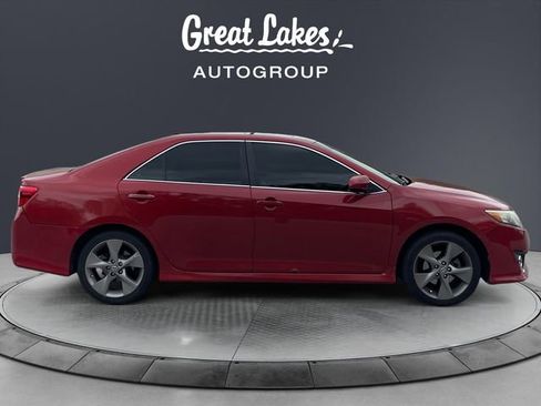 Used 2012 Toyota Camry SE w/ Leather Pkg FWD image 6
