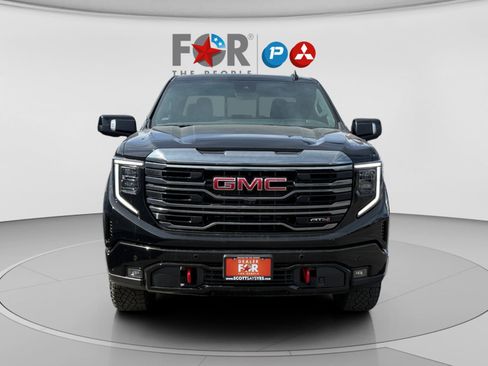 Used 2024 GMC Sierra 1500 AT4 w/ Technology Package image 8