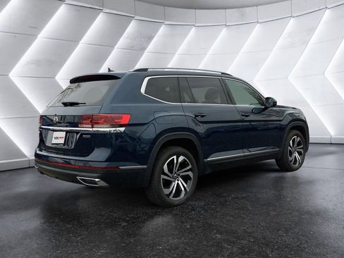 Used 2021 Volkswagen Atlas SEL Premium w/ MDO Package (Bench Seat) image 4