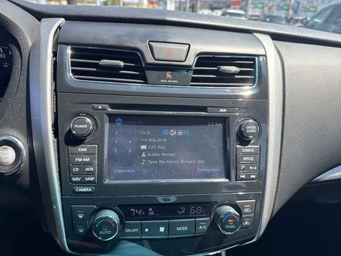 Used 2015 Nissan Altima 3.5 SL FWD image 20