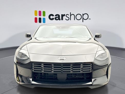 Used 2024 Nissan Z Performance w/ Floor Mat Package RWD image 8