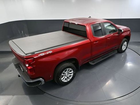 Used 2023 Chevrolet Silverado 1500 LT AWD/4WD image 57