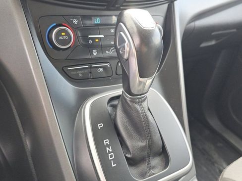 Used 2017 Ford C-MAX Energi SE FWD image 30