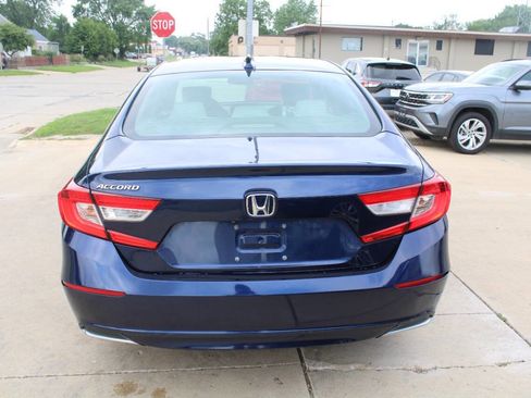 Used 2020 Honda Accord LX image 5