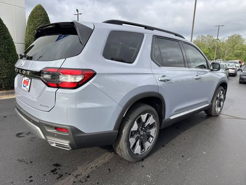 New 2026 Honda Pilot Elite image 16