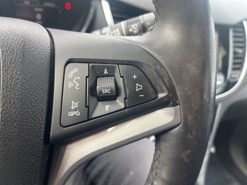 Used 2018 Chevrolet Trax Premier image 27