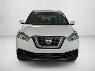 Used 2020 Nissan Kicks SV FWD video 2