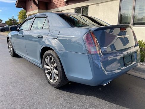 Used 2014 Chrysler 300 S image 7