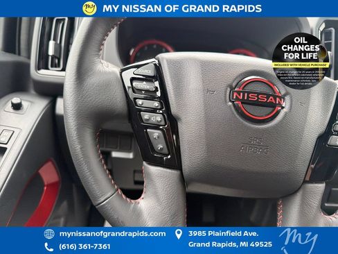 Used 2025 Nissan Frontier PRO-4X w/ Interior Protection Package AWD/4WD image 16