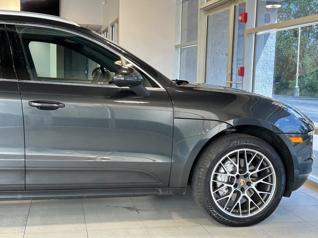 Used 2018 Porsche Macan S AWD/4WD image 12