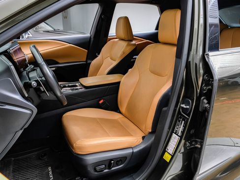 Used 2023 Lexus RX 350 Premium Plus w/ Accessory Package (Z1) image 35