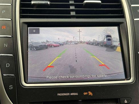 Used 2020 Lincoln Nautilus Reserve image 21