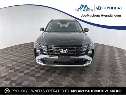 Certified 2025 Hyundai Tucson SEL image 2