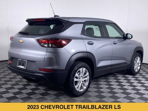 Certified 2023 Chevrolet TrailBlazer LS FWD image 17