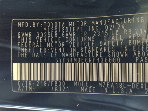 Used 2024 Toyota Corolla LE FWD image 33