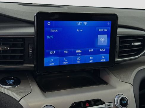 Used 2023 Ford Explorer XLT w/ Equipment Group 202A image 16