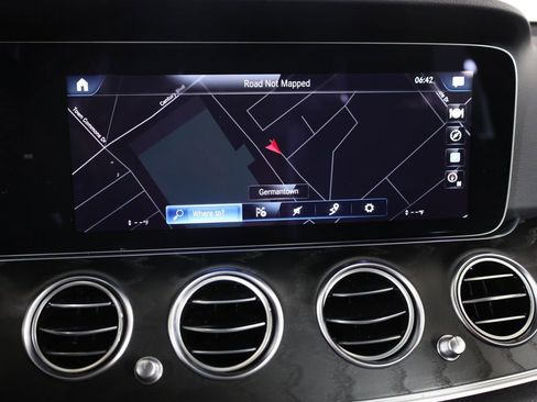 Used 2022 Mercedes-Benz E 450 4MATIC Sedan image 17