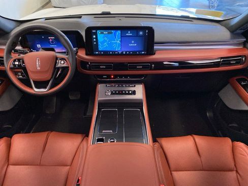 New 2026 Lincoln Aviator Reserve AWD/4WD image 11
