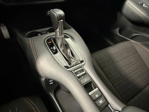 Used 2024 Honda HR-V Sport image 23