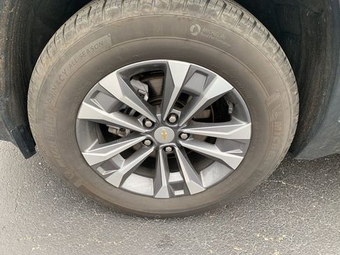 Used 2025 Chevrolet Equinox LT w/ Convenience Package II image 11