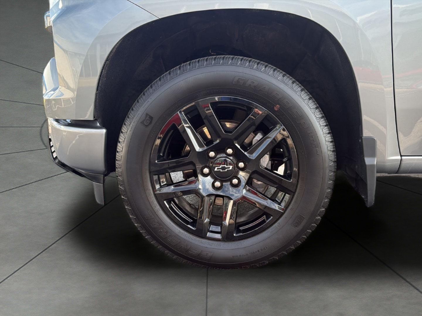 Used 2023 Chevrolet Silverado 1500 RST w/ Protection Package AWD/4WD image 14