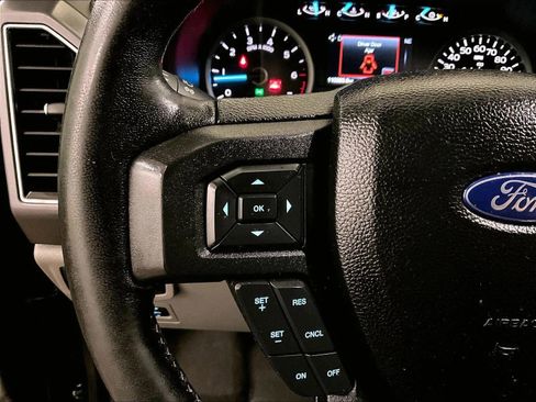 Used 2018 Ford F150 XLT w/ Equipment Group 302A Luxury AWD/4WD image 18