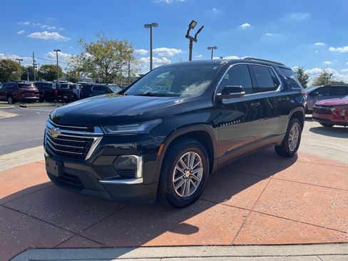 Used 2023 Chevrolet Traverse LT w/ LPO, Floor Liner Package image 3