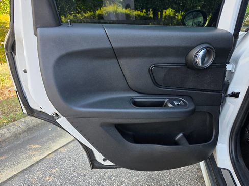 Used 2017 MINI Cooper Countryman image 27