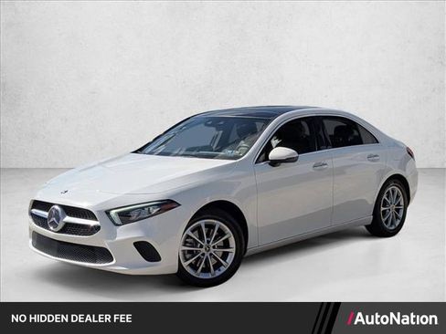 Used 2019 Mercedes-Benz A 220 4MATIC image 1