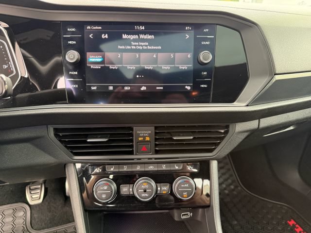 Used 2019 Volkswagen Jetta GLI Autobahn FWD image 30
