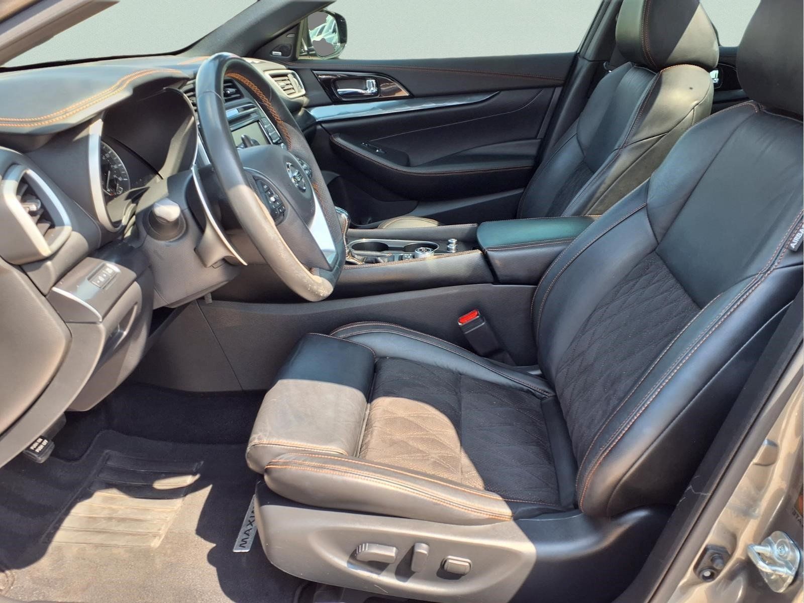 Used 2021 Nissan Maxima SR w/ Sport Mat Group FWD image 10
