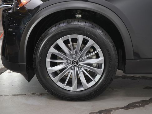 Certified 2024 MAZDA CX-90 Plug-In Hybrid w/ Preferred AWD/4WD image 30