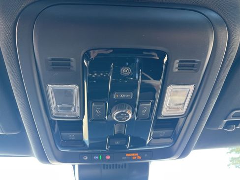 New 2026 Chevrolet Tahoe High Country image 35