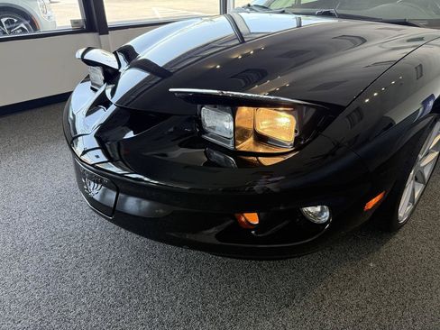 Used 1999 Pontiac Firebird Formula RWD image 2