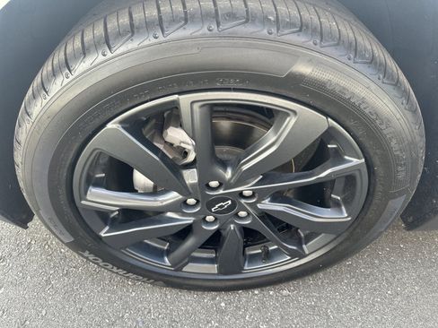 Used 2022 Chevrolet Equinox RS w/ RS Leather Package FWD image 34