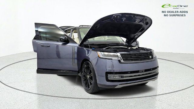 Used 2024 Land Rover Range Rover SE AWD/4WD image 11