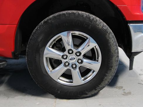 Used 2018 Ford F150 XLT w/ Equipment Group 302A Luxury AWD/4WD image 32