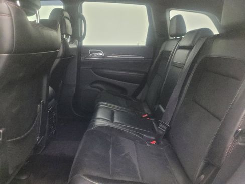 Used 2017 Jeep Grand Cherokee Trailhawk AWD/4WD image 18